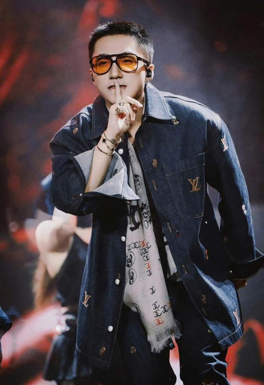 Áo sơ mi dài tay Louis Vuitton LV Xanh họa tiết thêu Sơn tùng Like Auth on web VTN